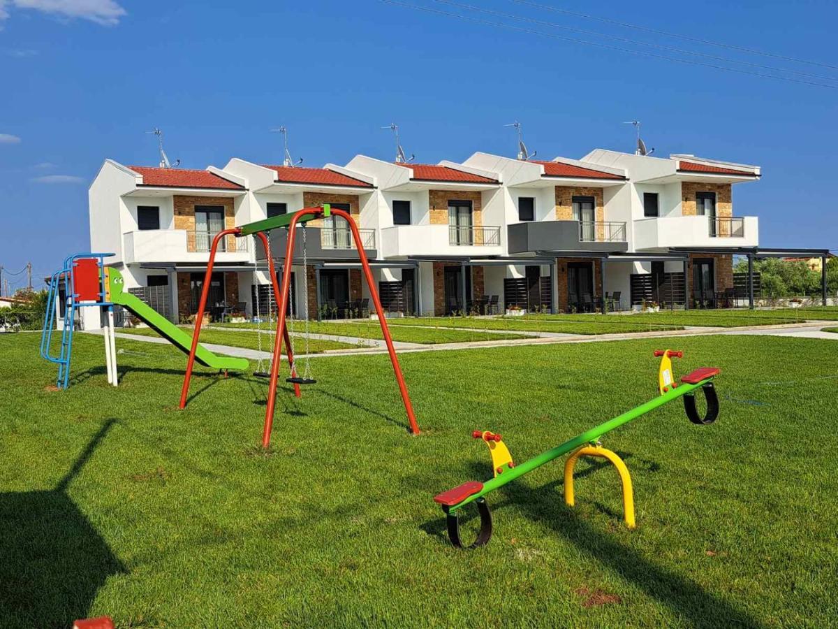 Chryssis Village By Travel Pro Services - Nea Potidaia Halkidiki Nea Poteidaia Eksteriør billede