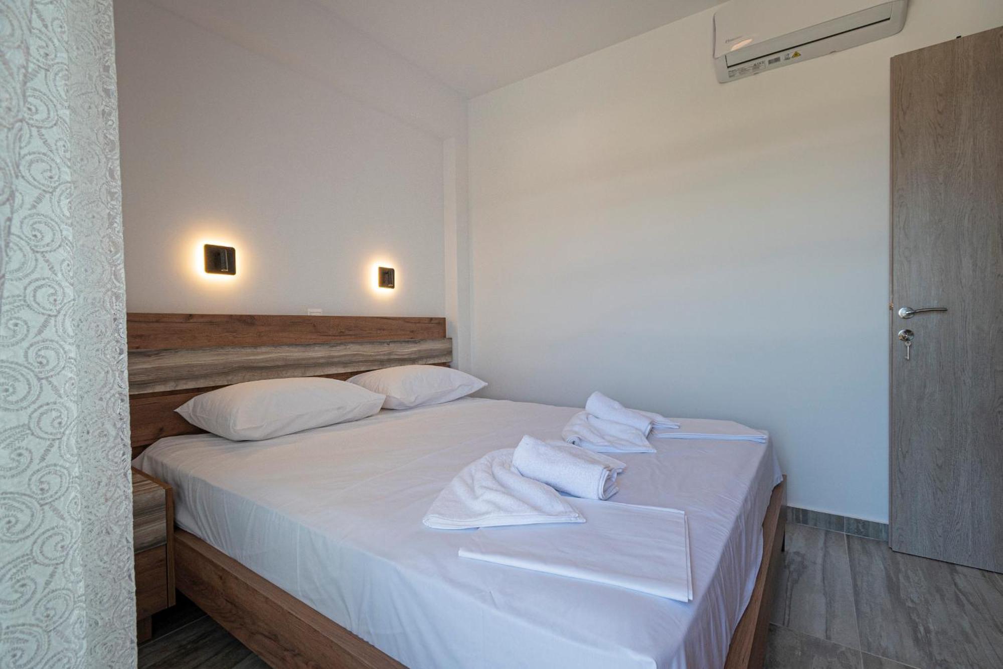 Chryssis Village By Travel Pro Services - Nea Potidaia Halkidiki Nea Poteidaia Eksteriør billede